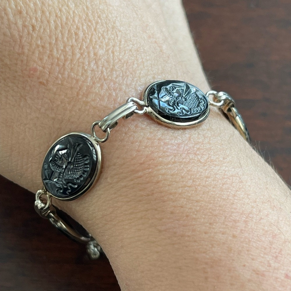 Imitation hematite carved Roman soldier silver tone adjustable bangle bracelet - Picture 2 of 7